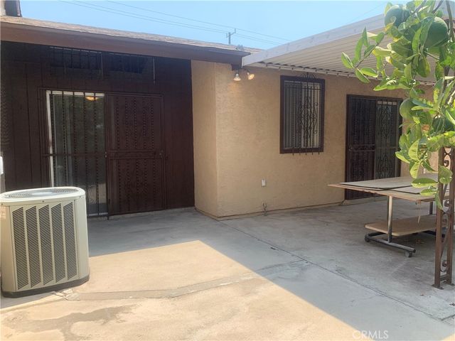 11414 Strathern, North Hollywood, CA 91605