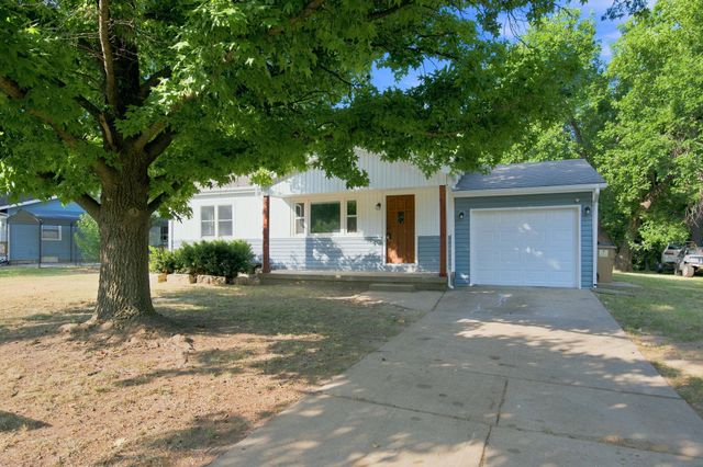 6639 N Kerman Dr, Park City, KS 67219