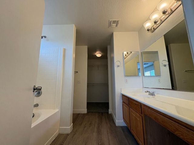 6805 N 130th Avenue, Glendale, AZ 85307