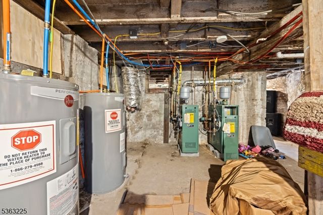 109 Lyon St, Paterson City, NJ 07524