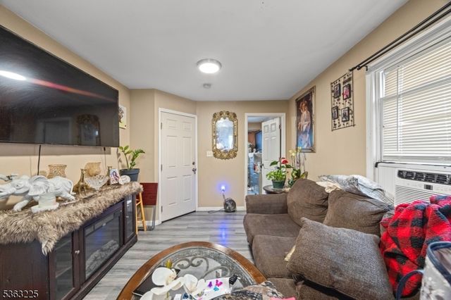 109 Lyon St, Paterson City, NJ 07524