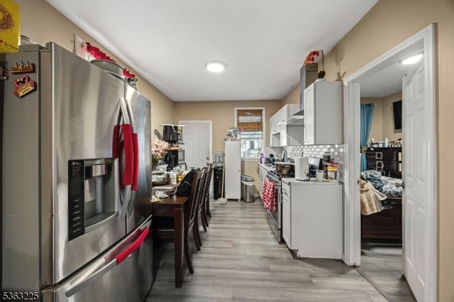 109 Lyon St, Paterson City, NJ 07524