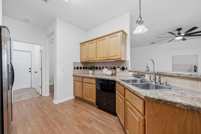 513 Tobin DR, Buda, TX 78610