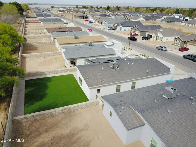 480 Deserts Drive, Socorro, TX 79927