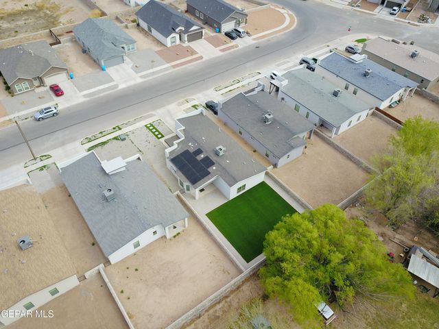 480 Deserts Drive, Socorro, TX 79927