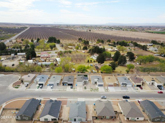 480 Deserts Drive, Socorro, TX 79927