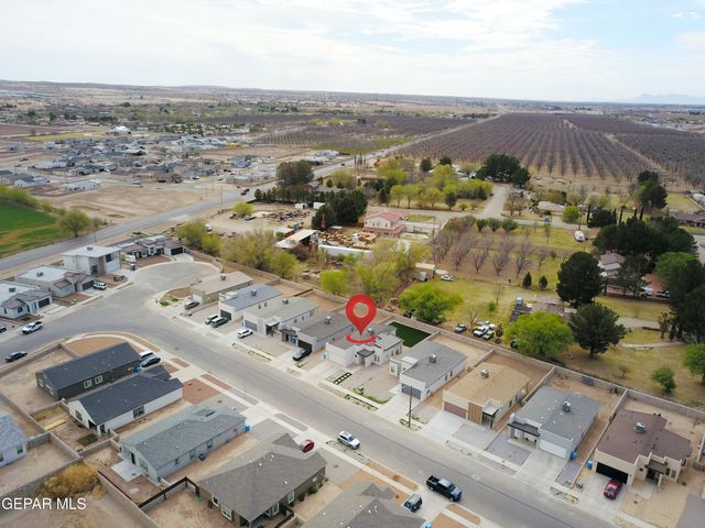 480 Deserts Drive, Socorro, TX 79927