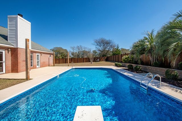 98 Southern Drive, Enterprise, AL 36330