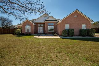 98 Southern Drive, Enterprise, AL 36330