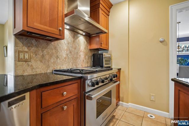 120 Buckingham Road, Montclair, NJ 07043
