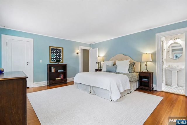 120 Buckingham Road, Montclair, NJ 07043
