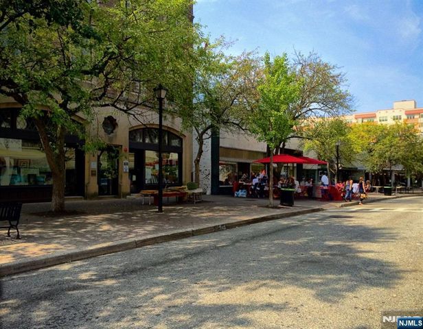 120 Buckingham Road, Montclair, NJ 07043