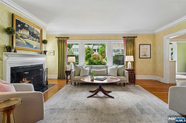 120 Buckingham Road, Montclair, NJ 07043