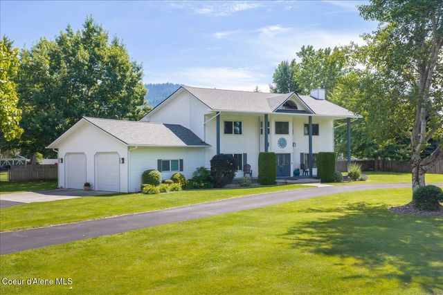 7520 N Mount Carrol ST, Dalton Gardens, ID 83815