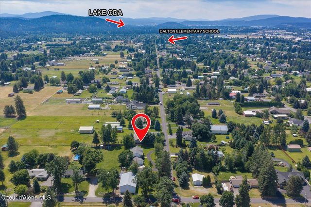 7520 N Mount Carrol ST, Dalton Gardens, ID 83815