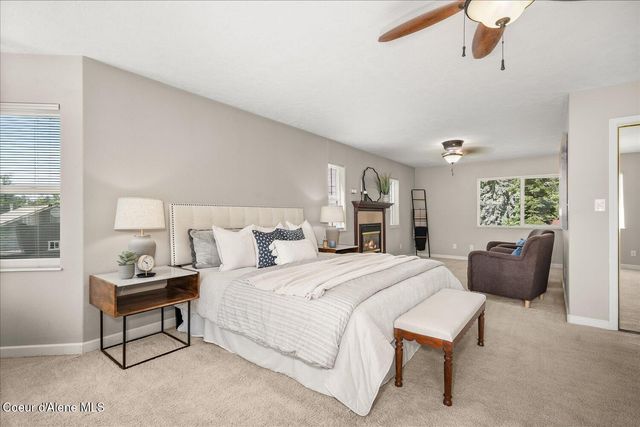 7520 N Mount Carrol ST, Dalton Gardens, ID 83815