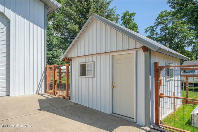 7520 N Mount Carrol ST, Dalton Gardens, ID 83815