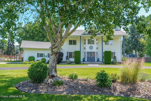 7520 N Mount Carrol ST, Dalton Gardens, ID 83815