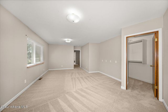 7520 N Mount Carrol ST, Dalton Gardens, ID 83815