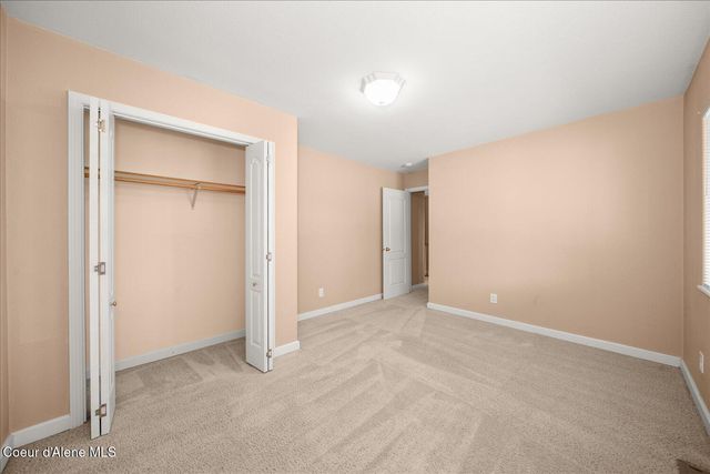 7520 N Mount Carrol ST, Dalton Gardens, ID 83815