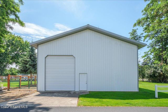 7520 N Mount Carrol ST, Dalton Gardens, ID 83815