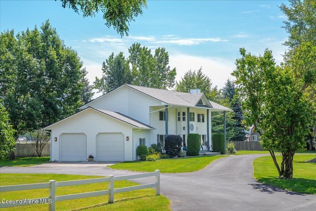 7520 N Mount Carrol ST, Dalton Gardens, ID 83815