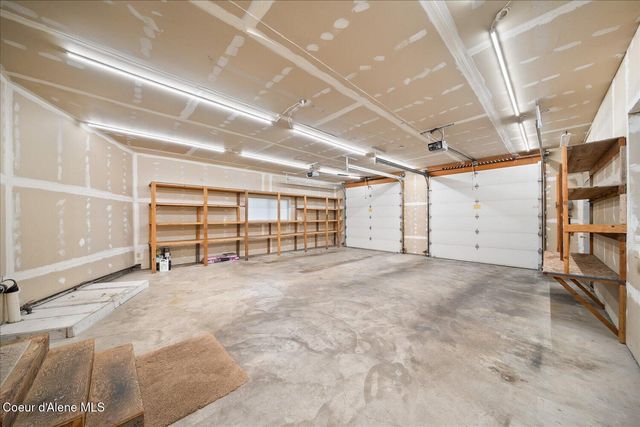 7520 N Mount Carrol ST, Dalton Gardens, ID 83815