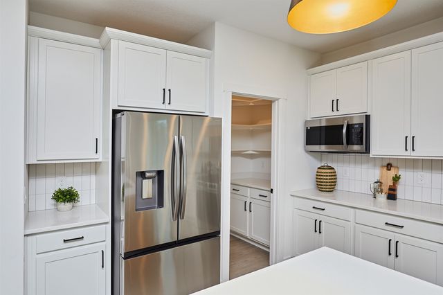 1605 NW Parkside Lane, Waukee, IA 50263