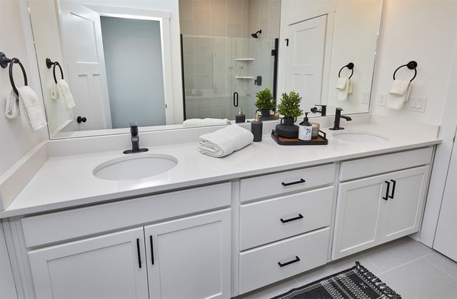 1605 NW Parkside Lane, Waukee, IA 50263