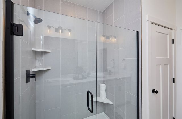 1605 NW Parkside Lane, Waukee, IA 50263