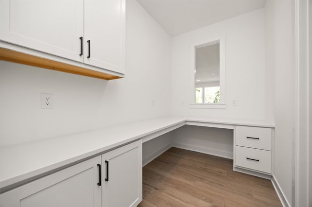 1605 NW Parkside Lane, Waukee, IA 50263