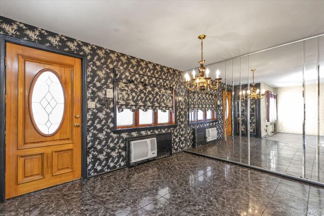 621 Avenue Y, Brooklyn, NY 11235