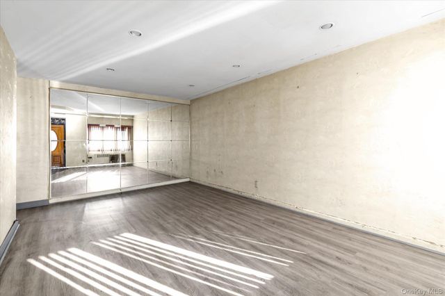 621 Avenue Y, Brooklyn, NY 11235