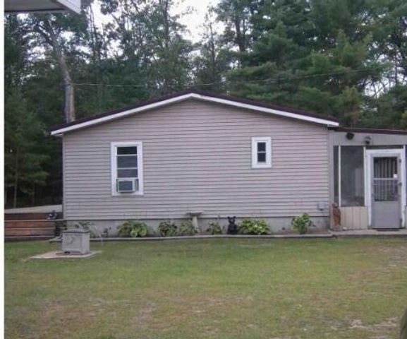 801 W Rainbow Trail, Baldwin, MI 49304