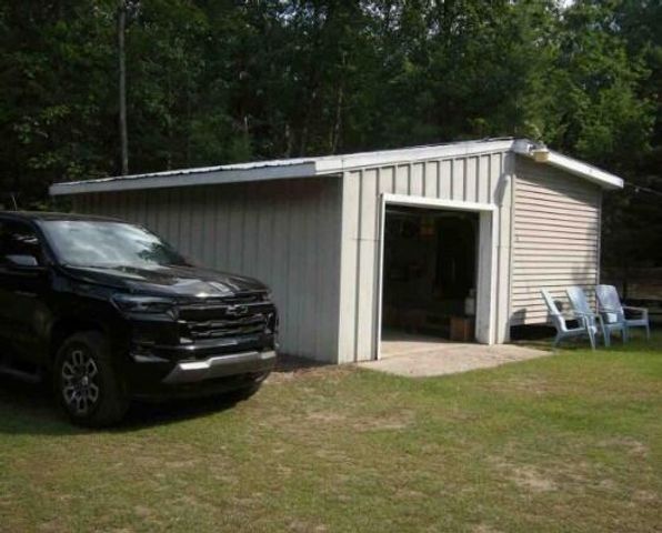 801 W Rainbow Trail, Baldwin, MI 49304