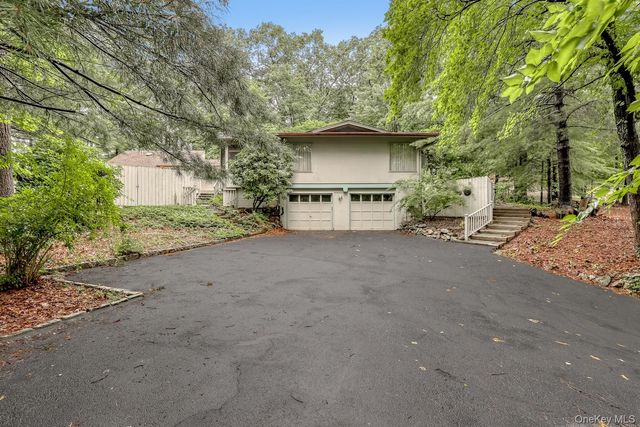 49 Halley Drive, Pomona, NY 10970