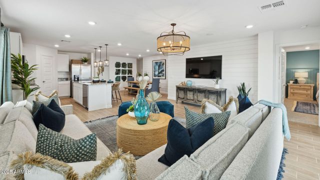 26014 W LYNNE Lane, Buckeye, AZ 85326