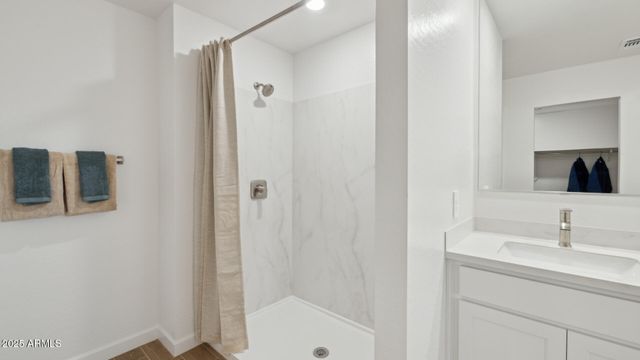 26014 W LYNNE Lane, Buckeye, AZ 85326