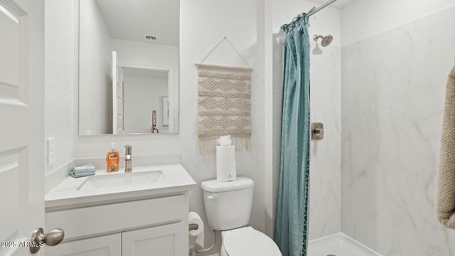 26014 W LYNNE Lane, Buckeye, AZ 85326