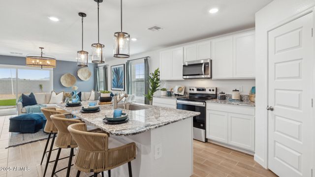 26014 W LYNNE Lane, Buckeye, AZ 85326