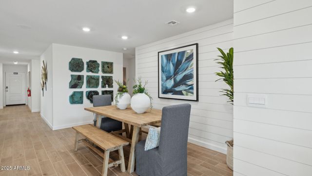 26014 W LYNNE Lane, Buckeye, AZ 85326