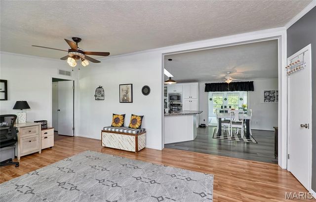 141 Sun Haven Drive, Silex, MO 63377