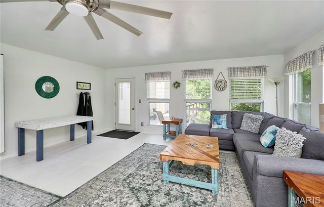 141 Sun Haven Drive, Silex, MO 63377