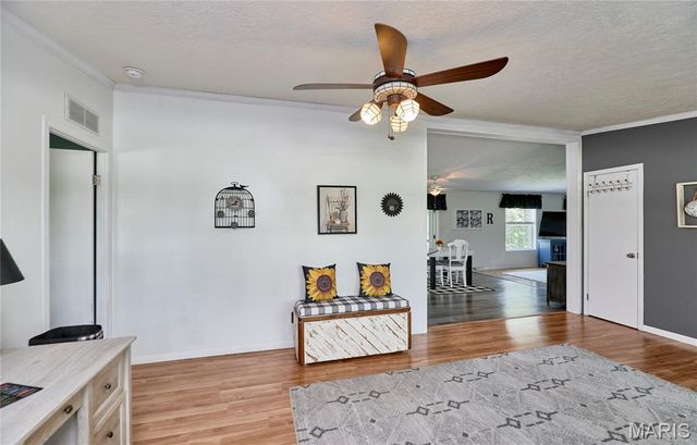 141 Sun Haven Drive, Silex, MO 63377