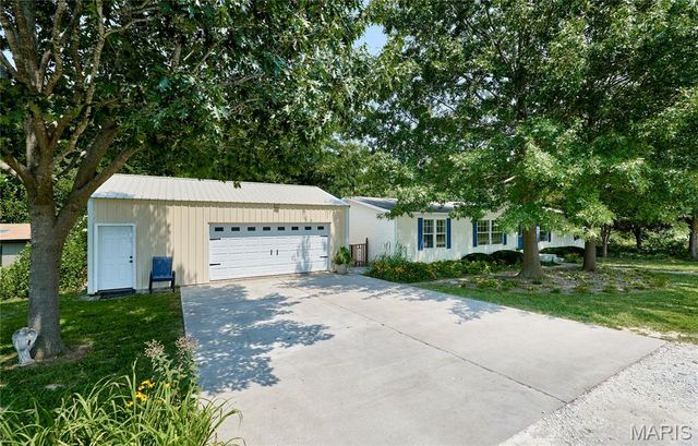141 Sun Haven Drive, Silex, MO 63377