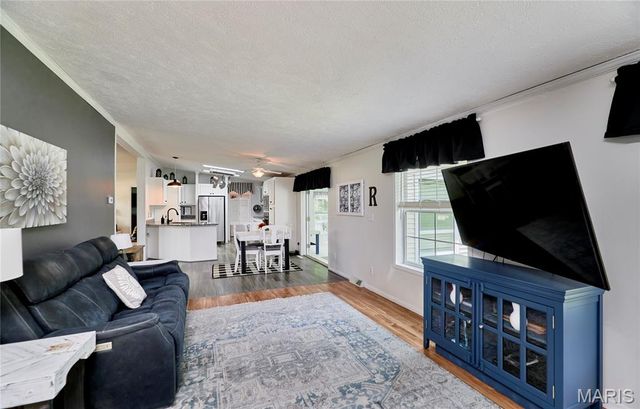 141 Sun Haven Drive, Silex, MO 63377