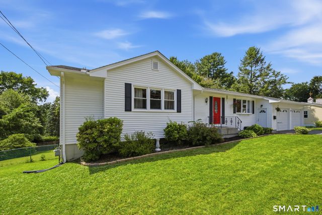 256 Fairlawn Drive, Torrington, CT 06790