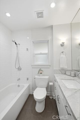 8410 Alverstone Avenue, Los Angeles, CA 90045