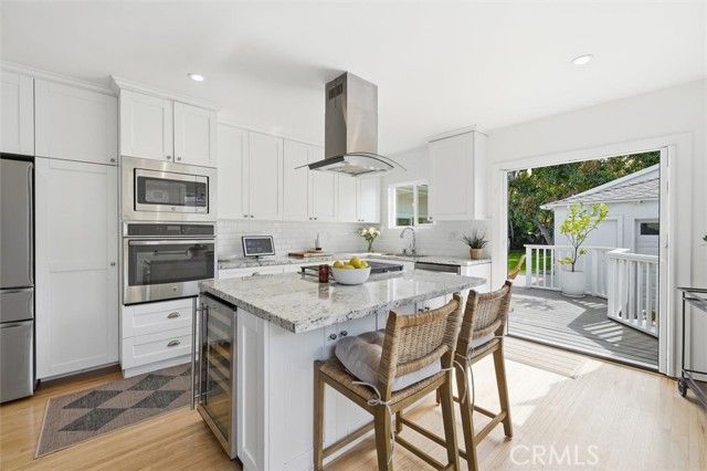 8410 Alverstone Avenue, Los Angeles, CA 90045