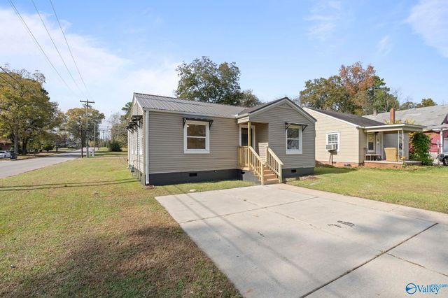 301 8th Avenue NW, Decatur, AL 35601